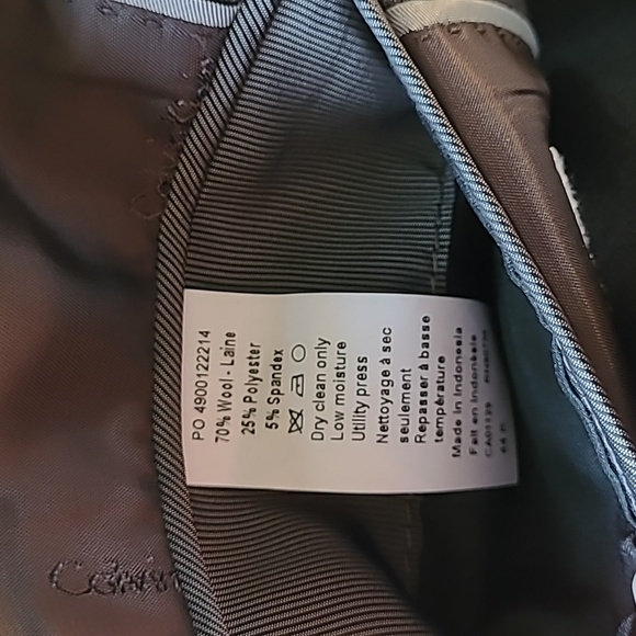 Men's Calvin Klein Suit Coat - Picture 6 of 9